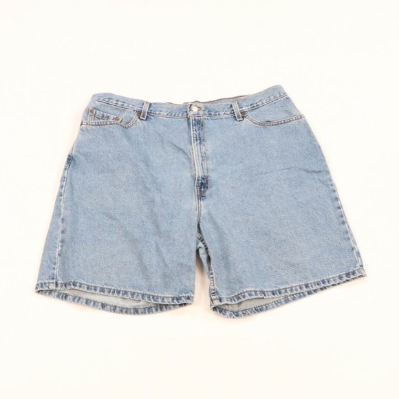 Vtg Levis Relaxed High Waisted Mom Denim Shorts